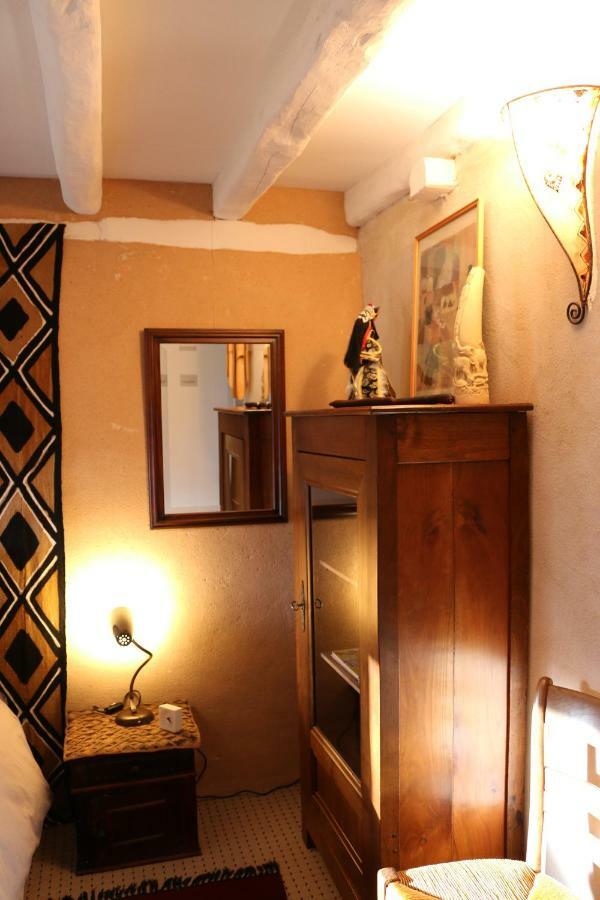Le Bourgis Bed & Breakfast La Chapelle-Montligeon Exterior photo